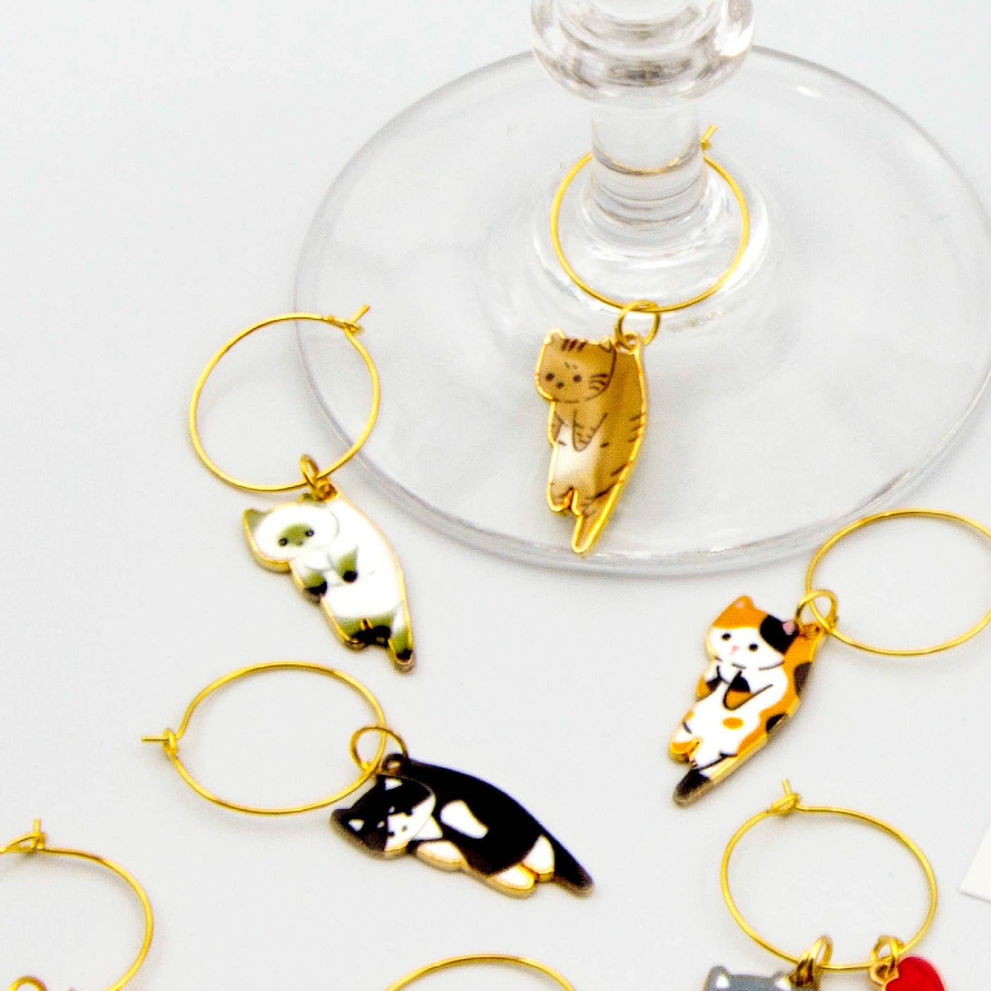 Cute Kawaii Cat Wine Charms – Enamel Cat Glass Markers – Perfect Gift for Cat Lovers and Cat Owners - Cute Kawaii Wine Charms, Adorable Charms, and Unique Gift Idea | Basiluv