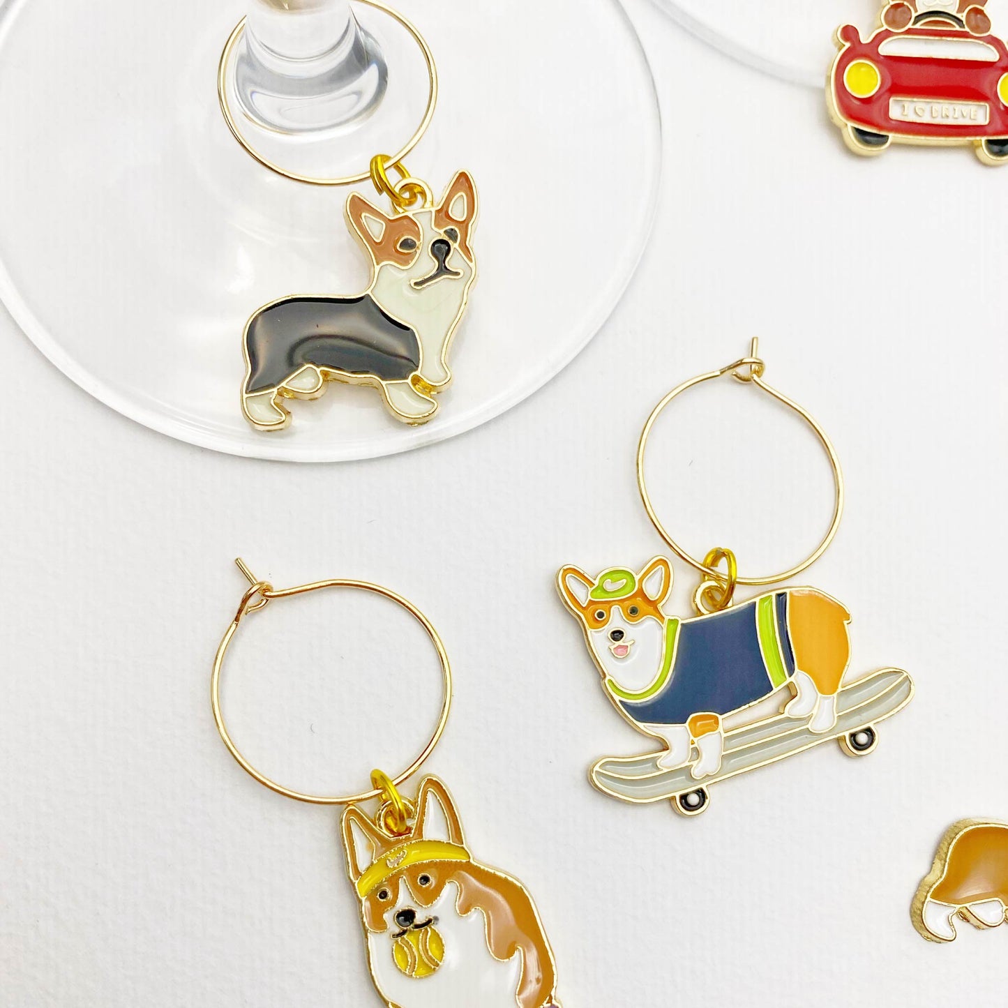 Reusable Corgi Drink Markers – Quirky and lightweight wine charms with fun corgi designs for casual and formal gatherings.