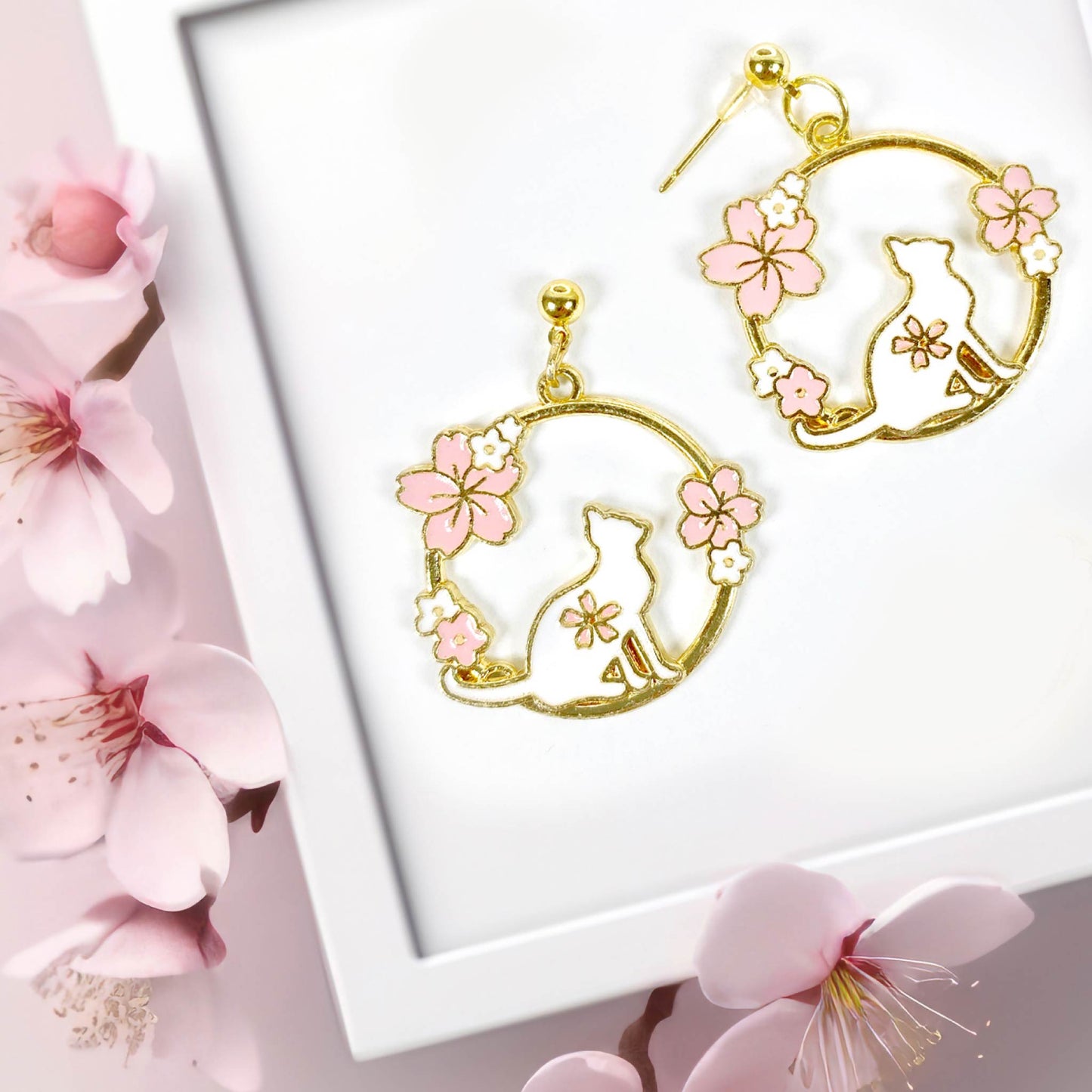 🌸 Sakura Cherry Blossom Cat Earrings – Adorable Kawaii Jewelry for Cat Lovers 🐱