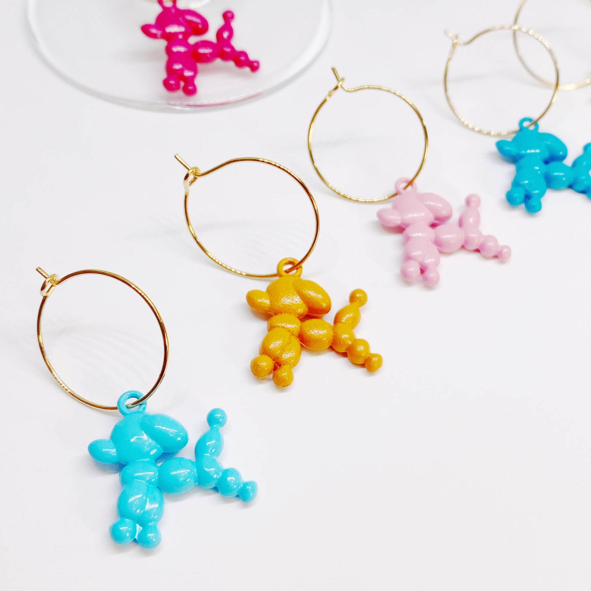 Fun Balloon Dog Wine Markers – Whimsical poodle-inspired drink markers for casual or formal events.